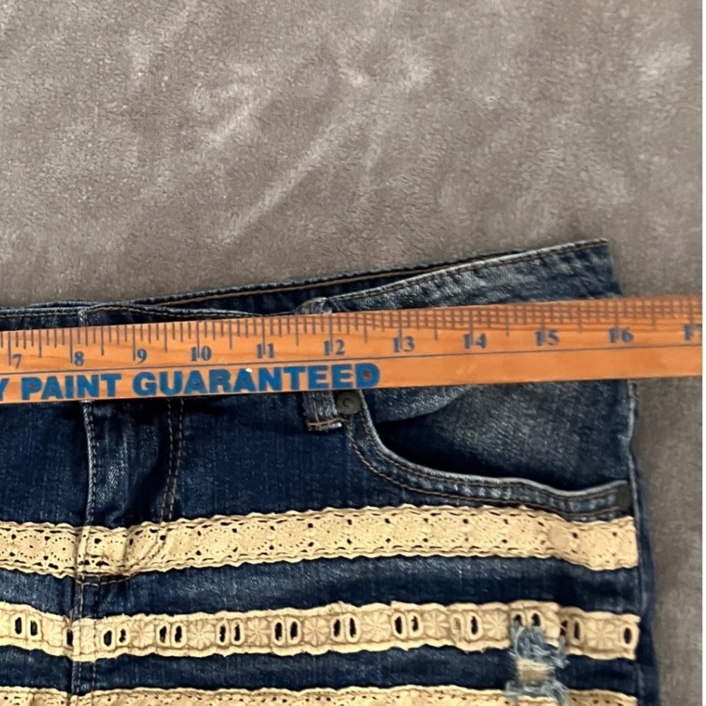 Y2K‎ No Boundaries Crochet Lace Denim Shorts Distressed Frayed Sz 11 Booty Micro - Picture 4 of 7